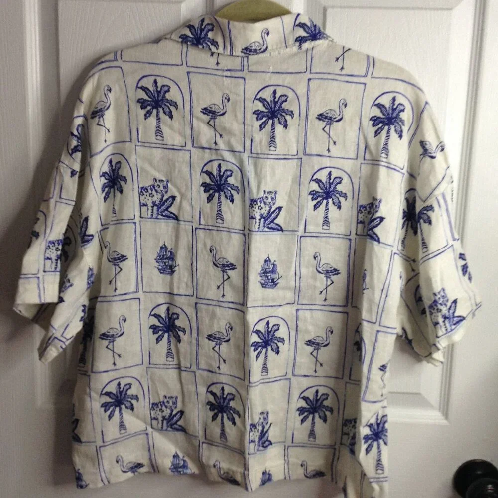 NWT C&C California "L" Linen Beachy Blue and White Blouse; Carefree, Hawaiian - Picture 2 of 6